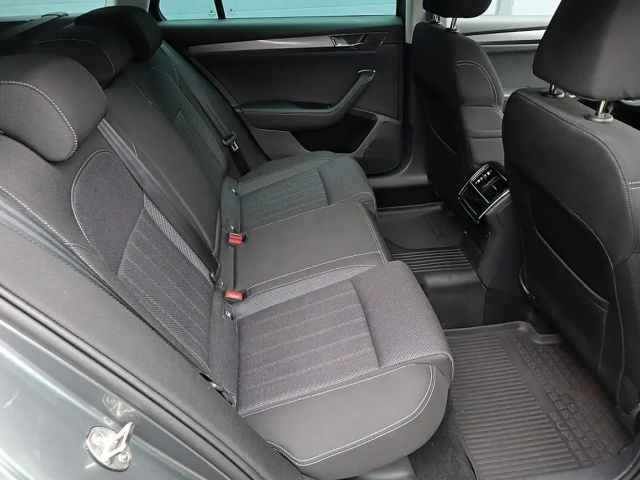 Skoda Superb PlugIn-Hybrid Style Style