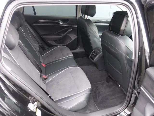Volkswagen Passat 2.0 TDI Business DSG Variant