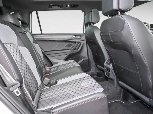 Volkswagen Tiguan 4Motion Allspace DSG R-Line