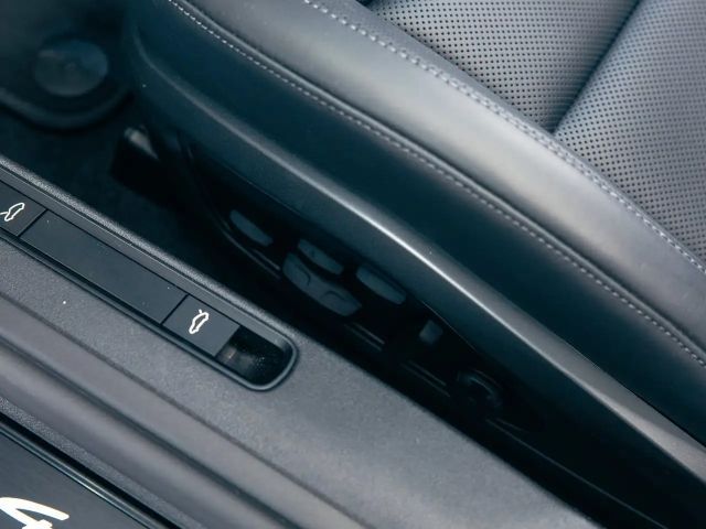 Porsche 911 4 Cabrio Carrera Coupé GTS