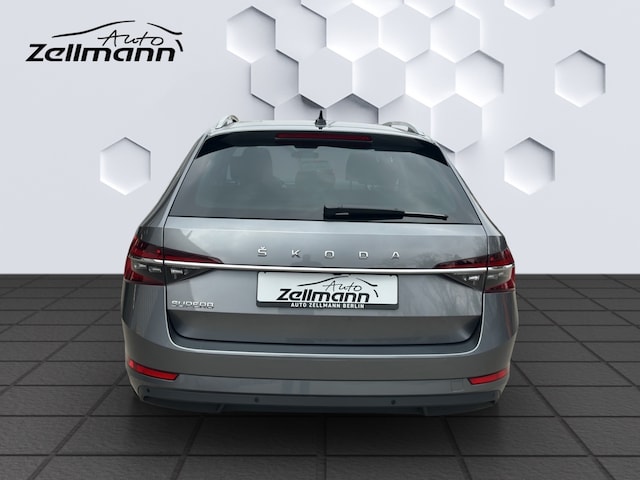 Skoda Superb 2.0 TDI Combi Style Style
