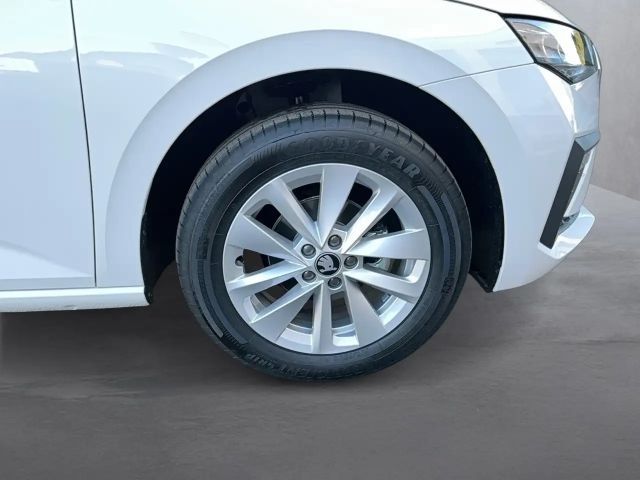 Skoda Scala Essence TSI
