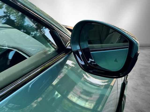 Ferrari Purosangue Celeste Met. - Panorama -Massage Sitze vorn