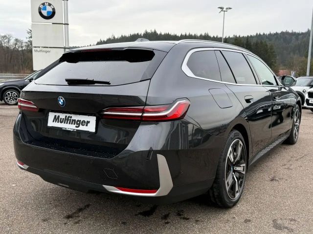 BMW i5 Touring