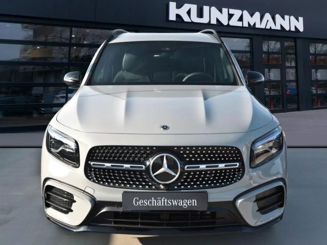 Mercedes-Benz GLB 200 AMG Line