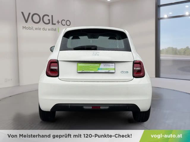 Fiat 500e 42 kWh