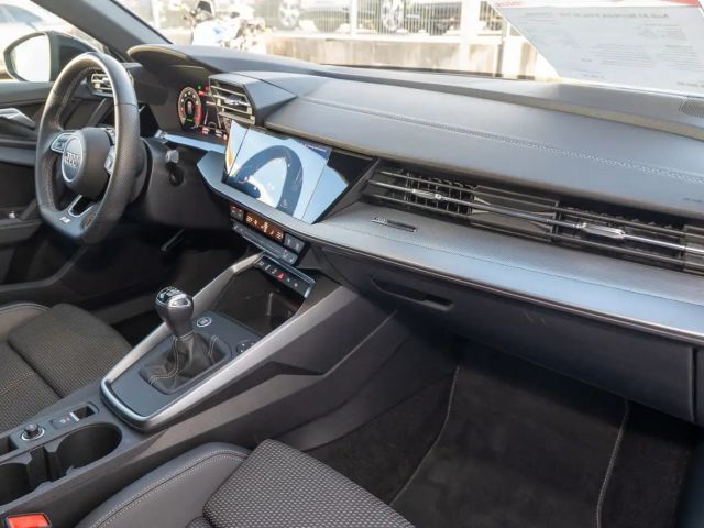 Audi A3 35 TFSI S-Line Sedan Sportback