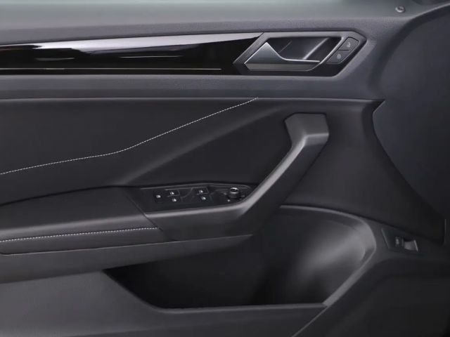 Volkswagen T-Roc 1.5 TSI DSG IQ.Drive Style