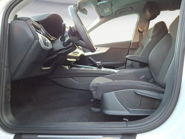 Audi A4 35 TFSI S-Tronic