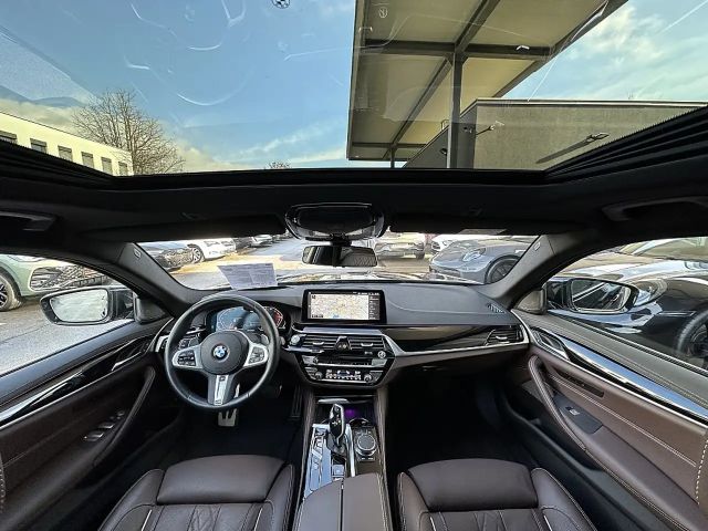 BMW 530 530d Touring xDrive