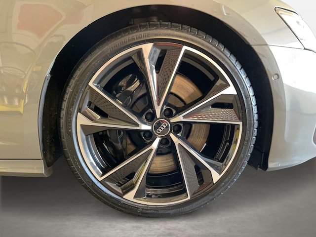 Audi S6 Avant Quattro