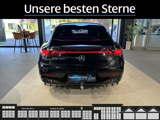 Mercedes-Benz EQE 300 AMG Line Sedan