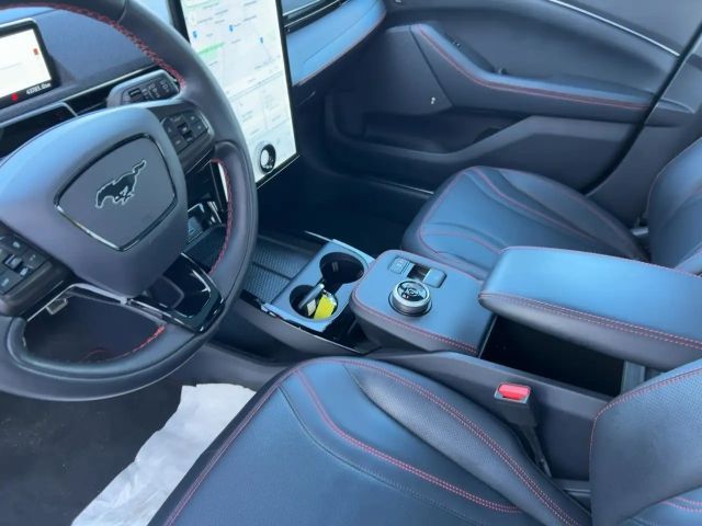Ford Mustang Mach-E AWD Extended range