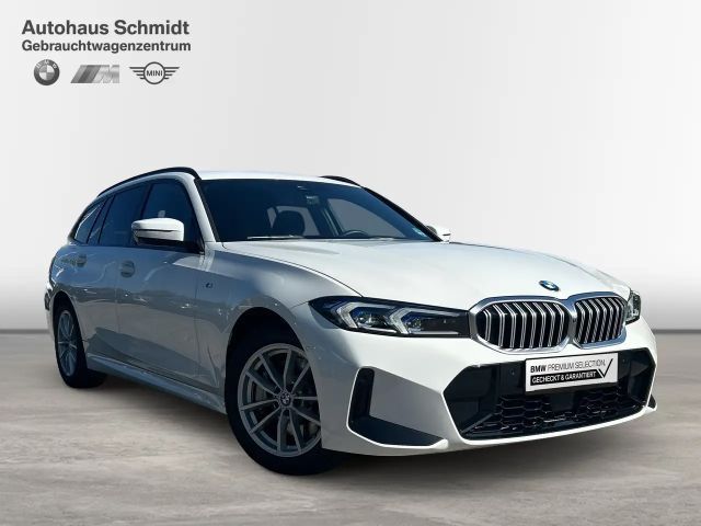 BMW 330 330d M-Sport Touring xDrive