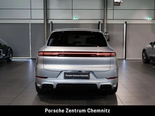 Porsche Cayenne Black Edition E-Hybrid