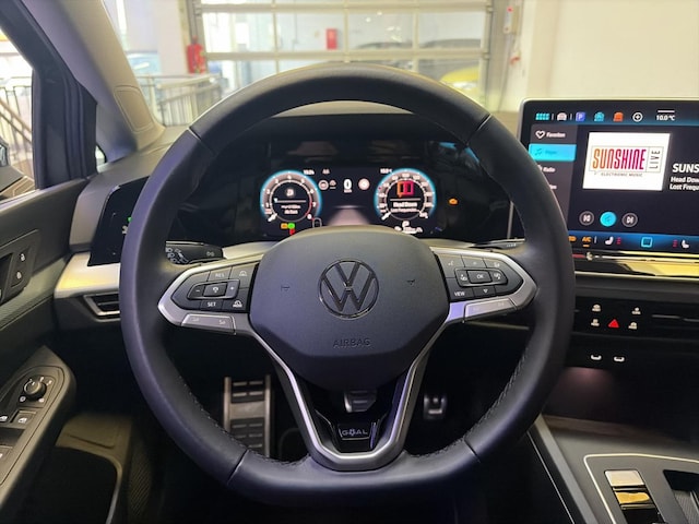 Volkswagen Golf 1.5 eTSI DSG Life