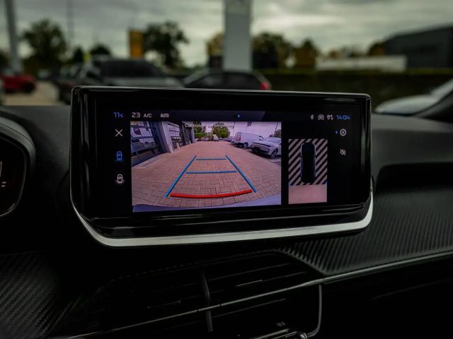 Peugeot 2008 100pk MT6 | Camera | Navi | Parkeers. a |  Carp...