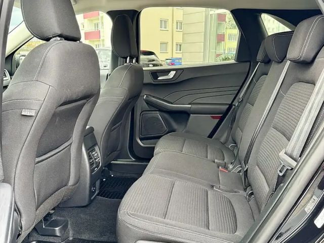 Ford Kuga AWD Titanium