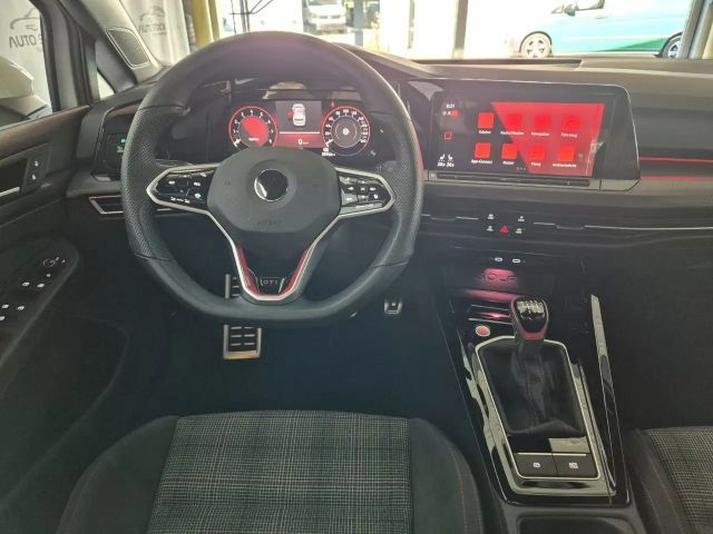 Volkswagen Golf 2.0 TSI GTI