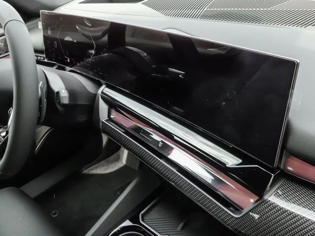 BMW 520 520d M-Sport Sedan xDrive