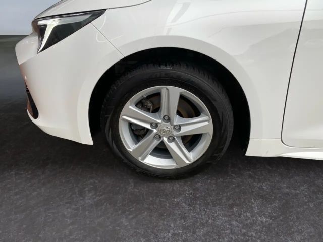 Toyota Corolla Hybride Team D