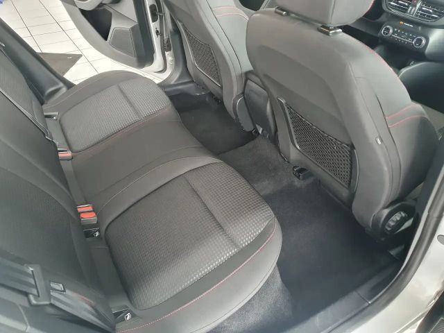 Ford Focus EcoBoost ST Line