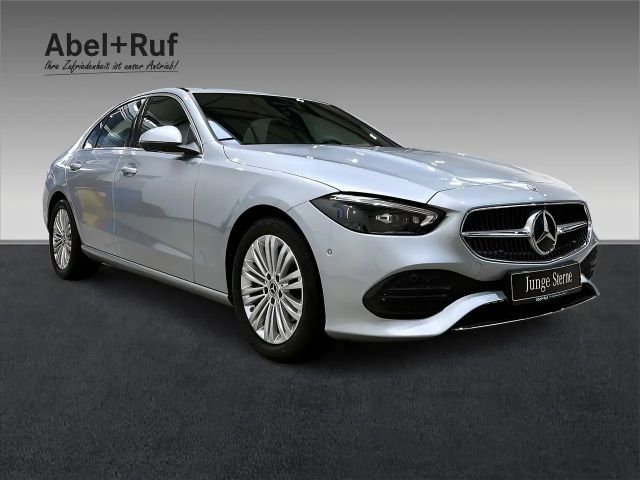 Mercedes-Benz C 180 AVANTGARDE Sedan