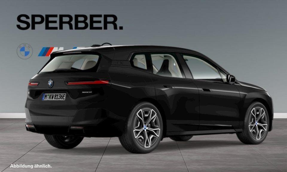BMW iX xDrive50