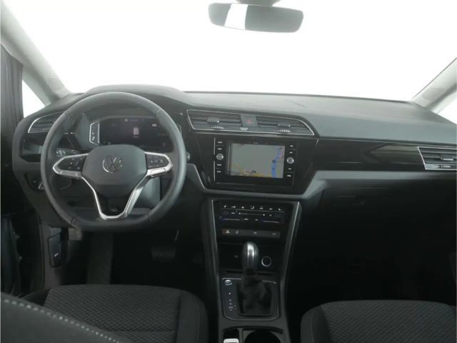 Volkswagen Touran 1.5 TSI DSG R-Line