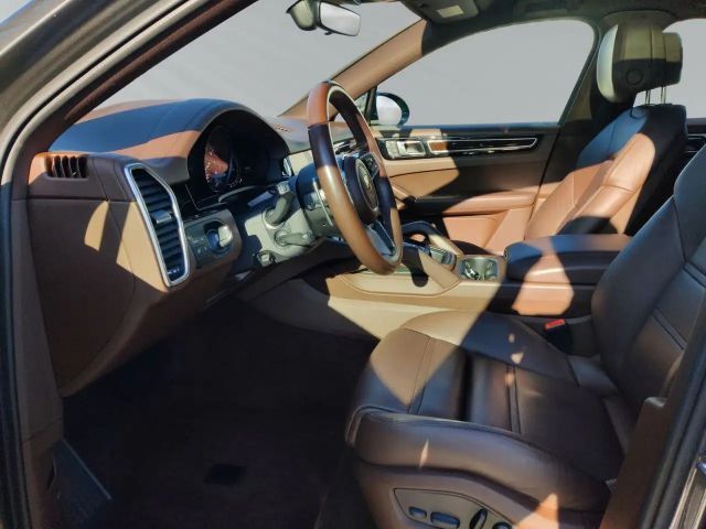 Porsche Cayenne Coupé E-Hybrid