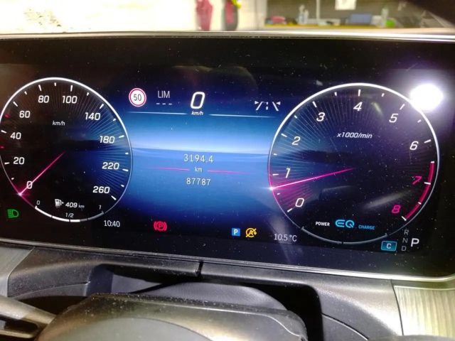 Mercedes-Benz C 200 AVANTGARDE Estate Sedan