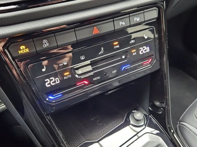 Volkswagen T-Roc 1.5 TSI DSG R-Line