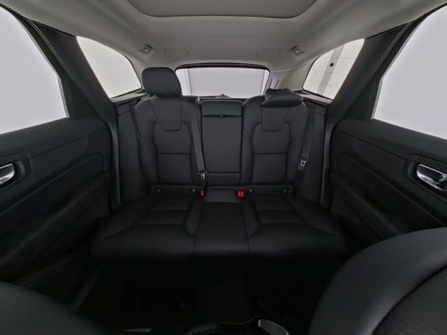 Volvo XC60 AWD Dark Plus