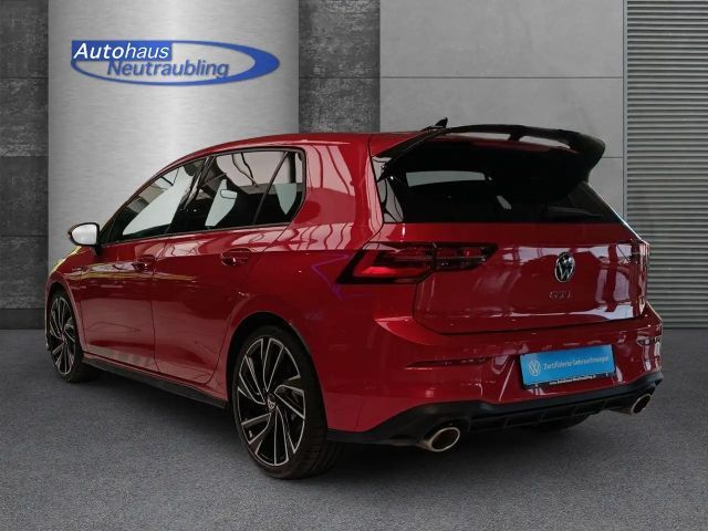 Volkswagen Golf 2.0 TSI DSG