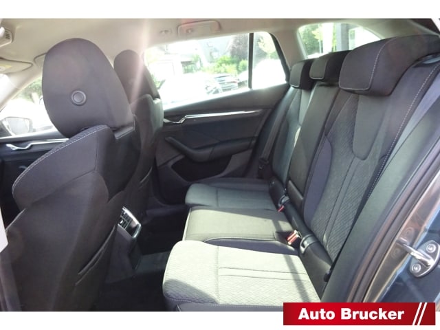 Skoda Octavia 2.0 TDI Combi Style Style