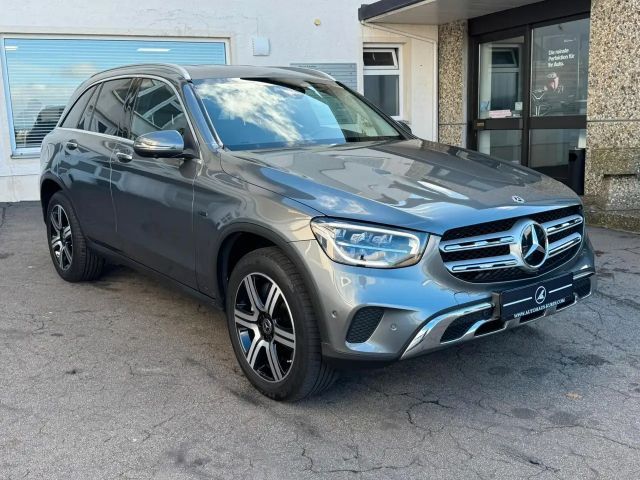 Mercedes-Benz GLC 300 4MATIC GLC 300 e