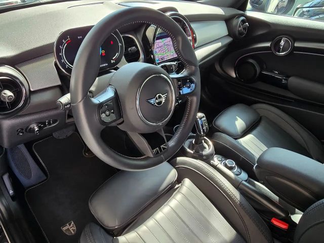 MINI Cooper 1,5 Aut. "Yours Trim" Vollleder/Sportsitze/LED