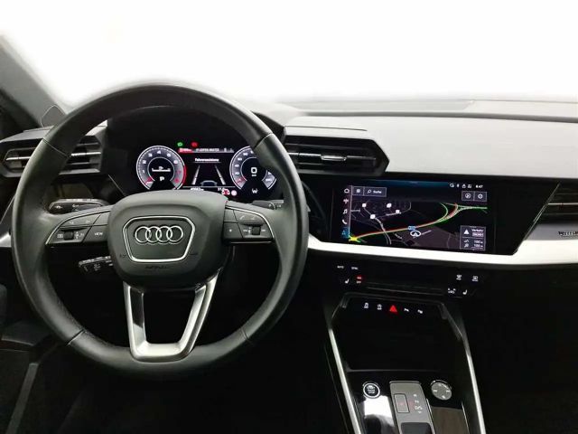 Audi A3 1.5 TFSI S-Line S-Tronic Sedan