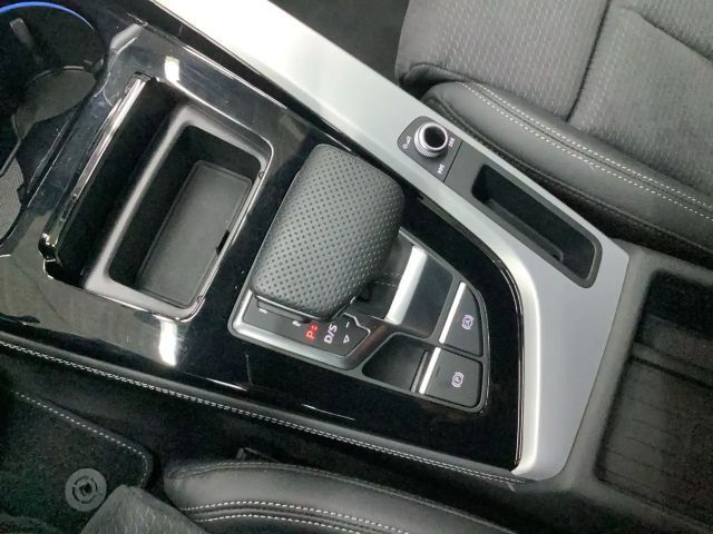 Audi A4 40 TFSI Quattro S-Line