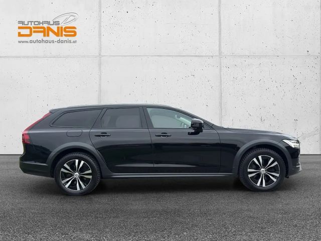 Volvo V90 Cross Country AWD