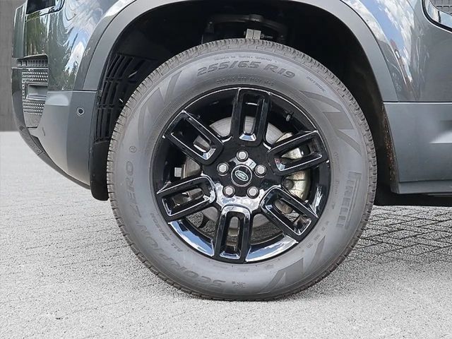 Land Rover Defender 90 S