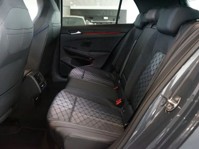 Volkswagen Golf 2.0 TDI DSG R-Line