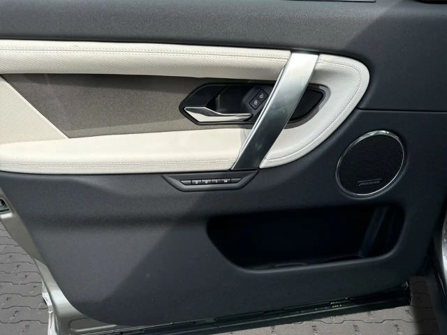 Land Rover Discovery Sport P250 SE