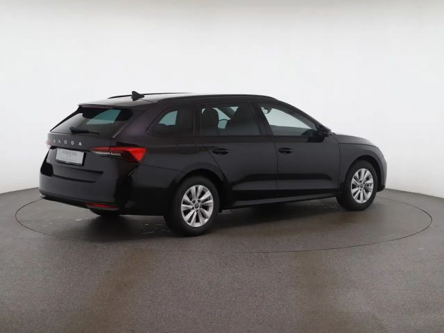 Skoda Octavia Essence TSI