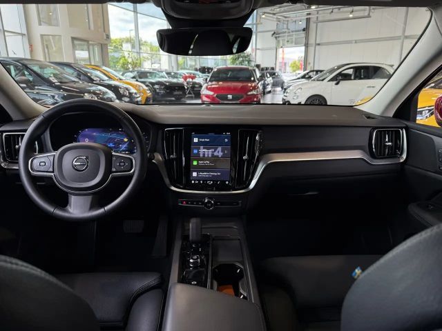 Volvo V60 Core