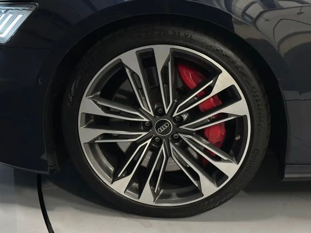 Audi S6 Avant Quattro