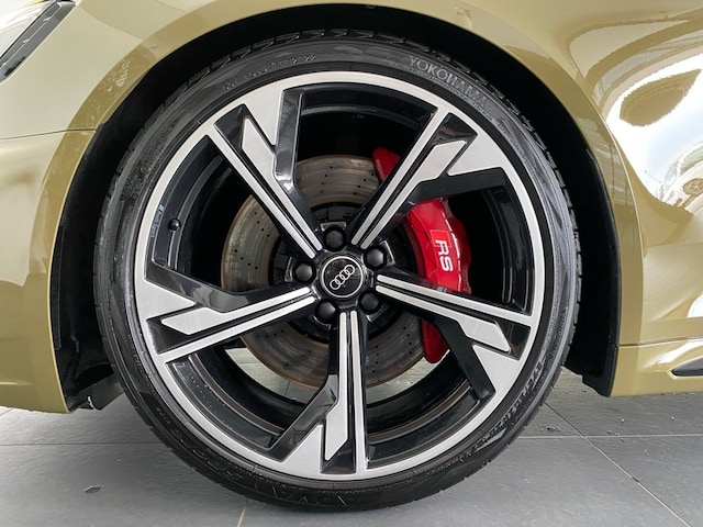 Audi RS4 Avant Quattro