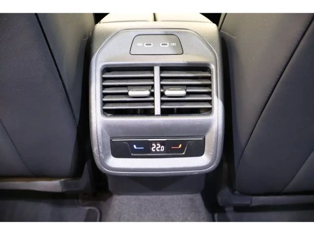 Volkswagen Passat 2.0 TDI R-Line Variant