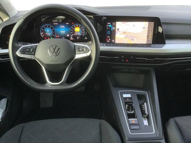 Volkswagen Golf 1.5 TSI DSG Life Variant