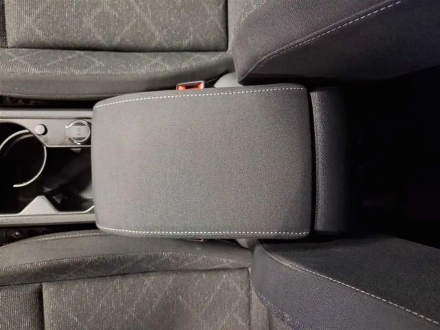 Volkswagen Golf 1.0 TSI Life